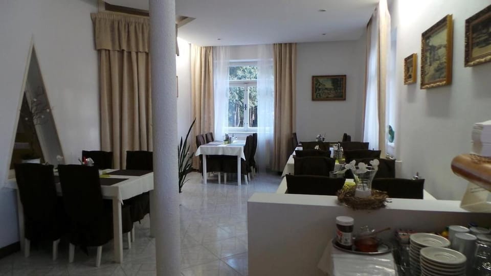 Hotel Lužná Bed and Breakfast in Slovakia