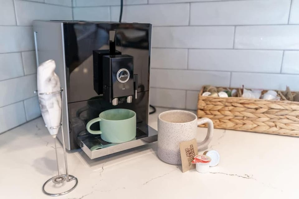 Coffee/tea facilities, Kitchen or kitchenette