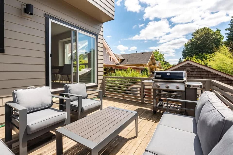 Patio, Balcony/Terrace