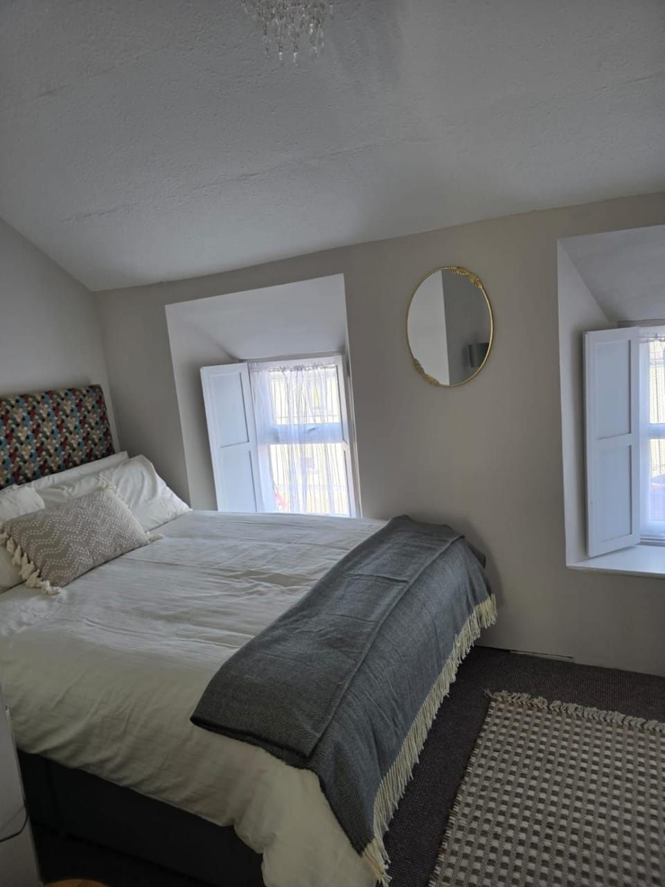 Galway City - 135 Bohermore House in Galway