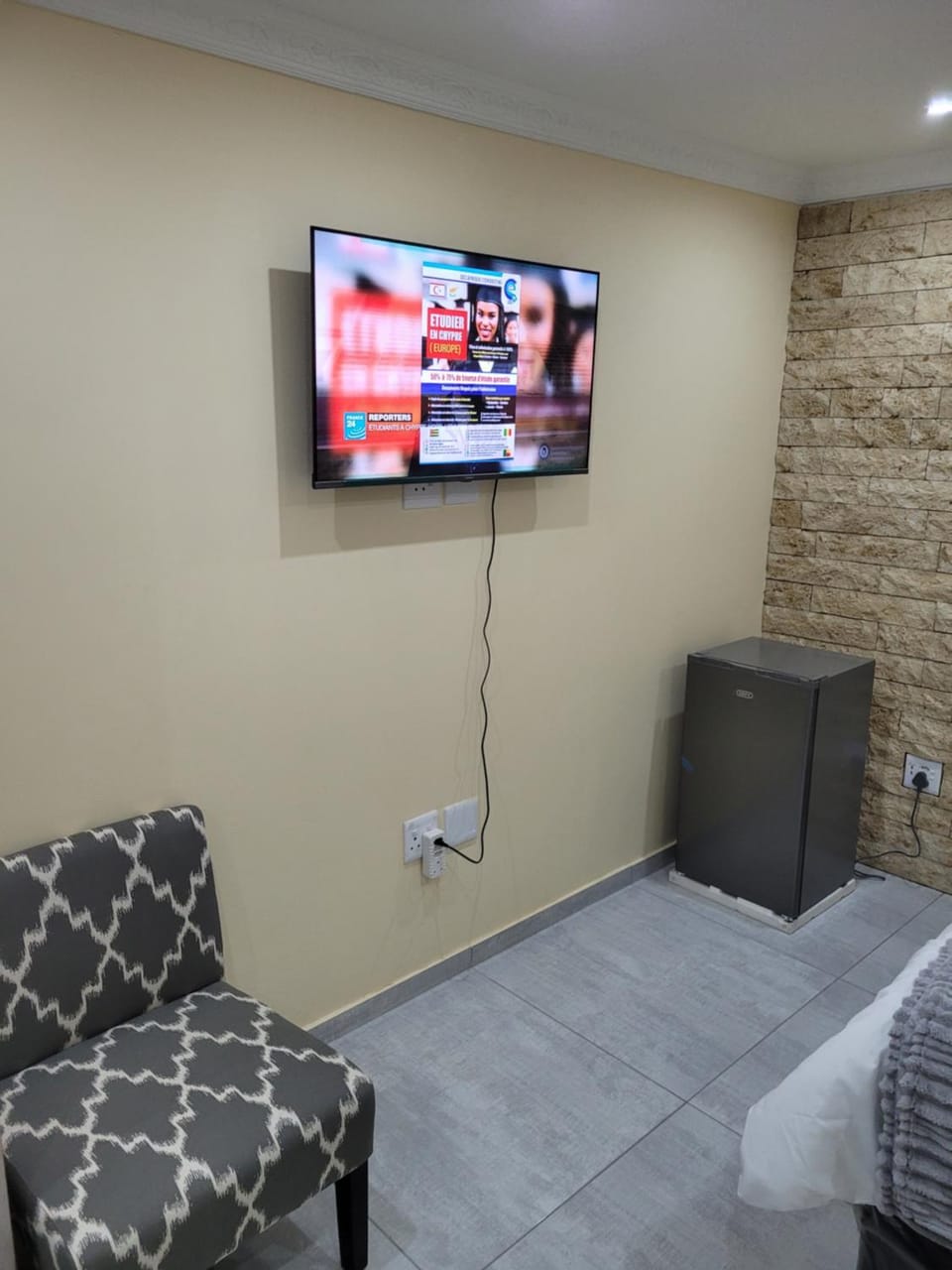 MIRAJO Guest House Bed and Breakfast in Cape Town
