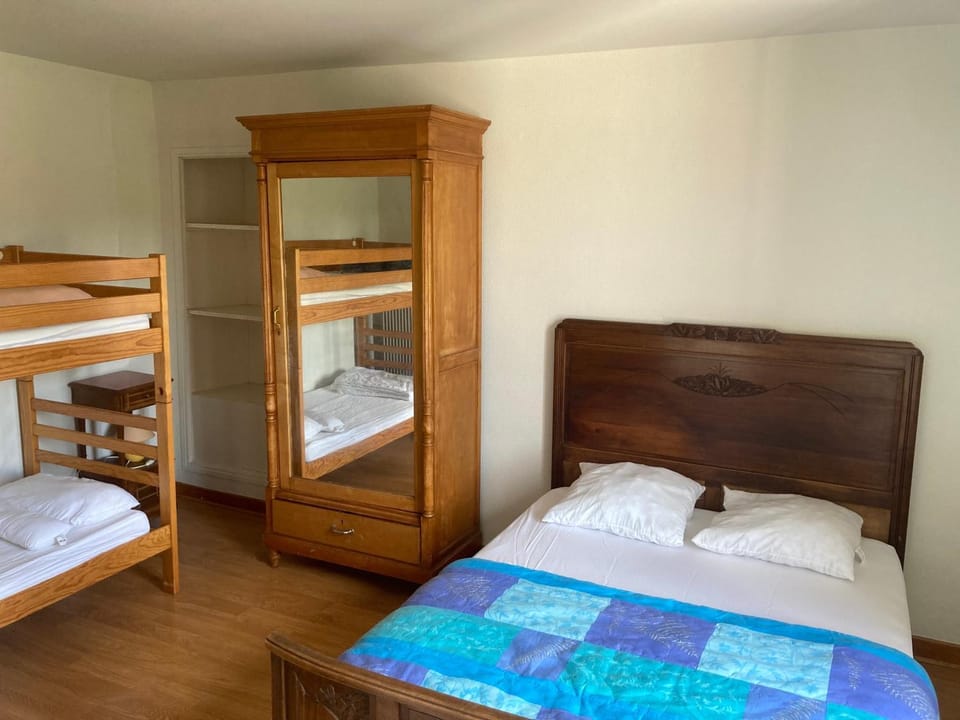 Property building, Living room, Bedroom