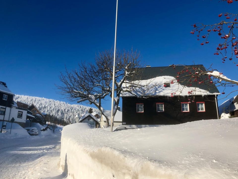 Property building, Winter