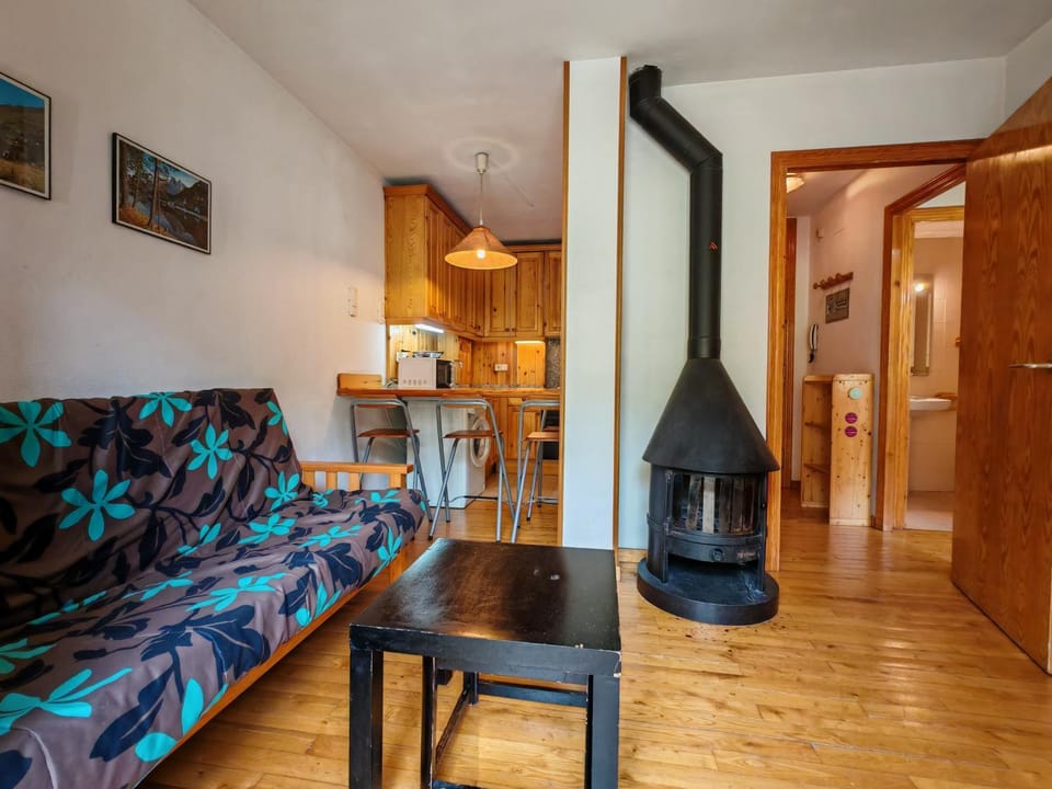 Perfecto para parejas- Fuego, confort y equipado - Falcó 12 Apartment in Pla de l'Ermita