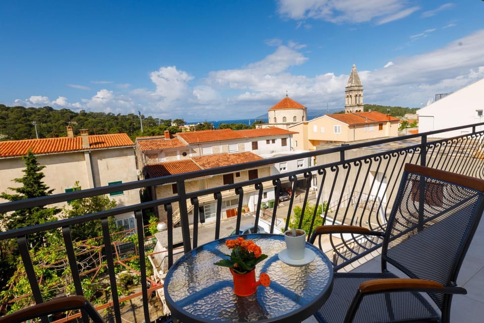 Blue Star - Sea view apartment in town centre Apartment in Makarska