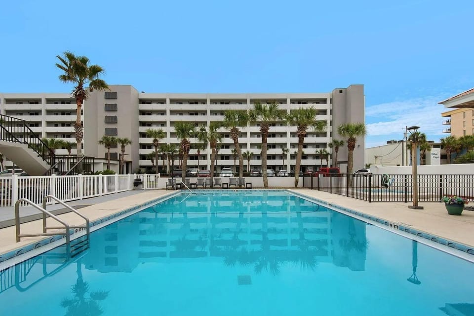 307 Surf Dweller by Alicia Hollis Realtor Rentals - Open March 16th Week House in Okaloosa Island