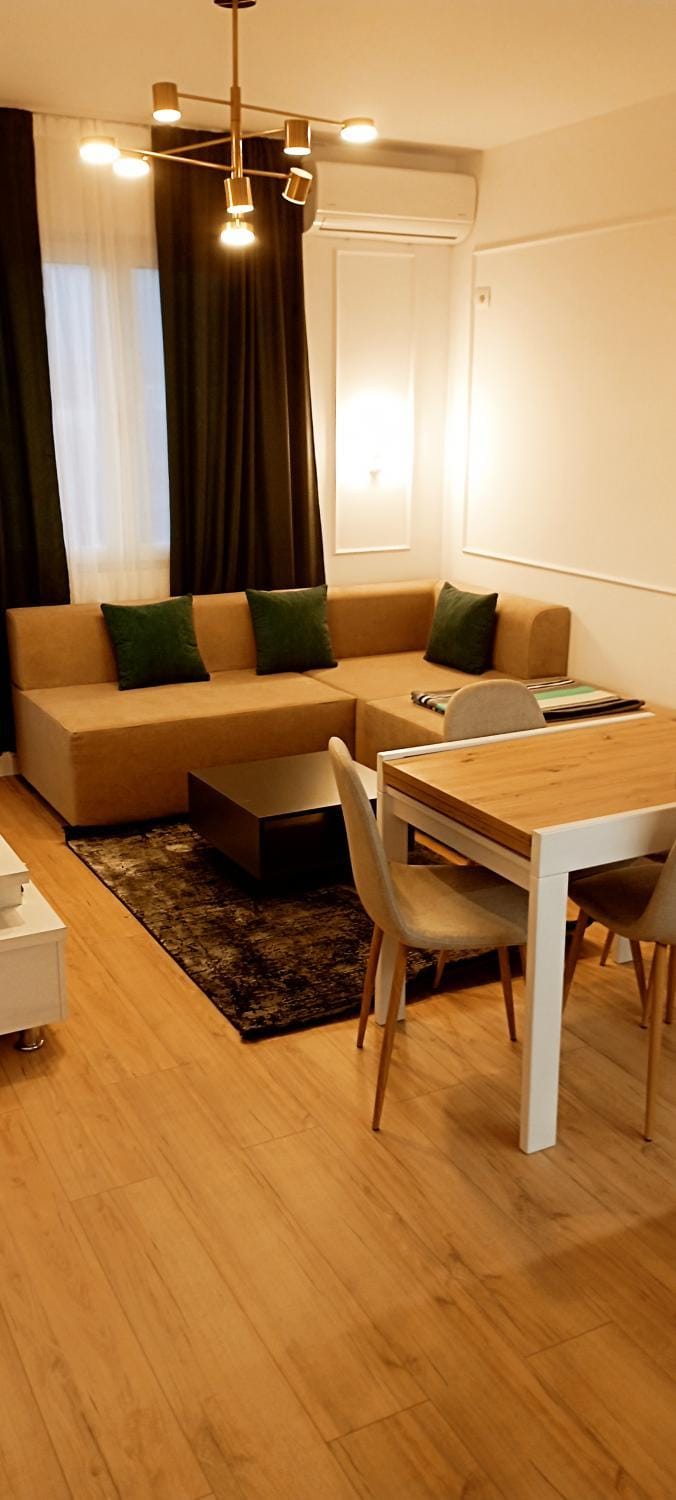 Old Train Apartment Apartment in Tirana
