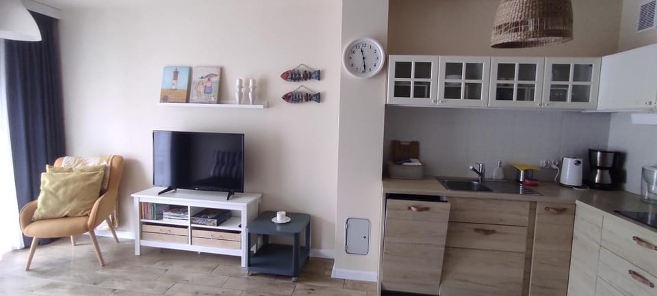 Kitchen or kitchenette, Seating area