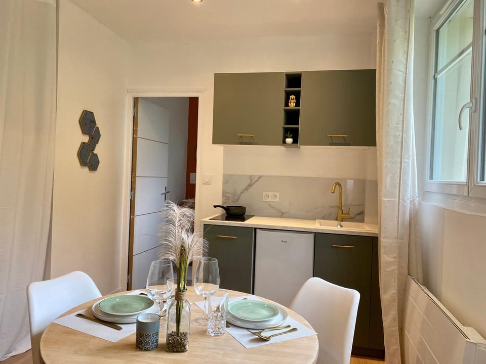 Studio tout juste rénové Apartment in Dijon