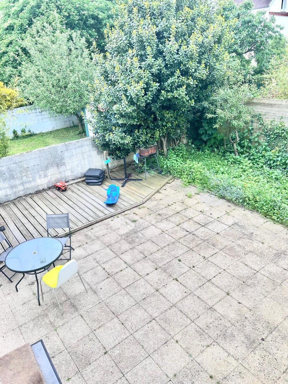 Patio, Spring, Garden view