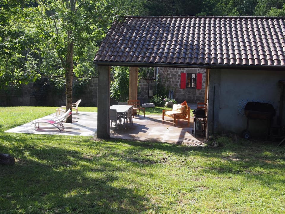 MOULINAGE LA MOREL House in Provence