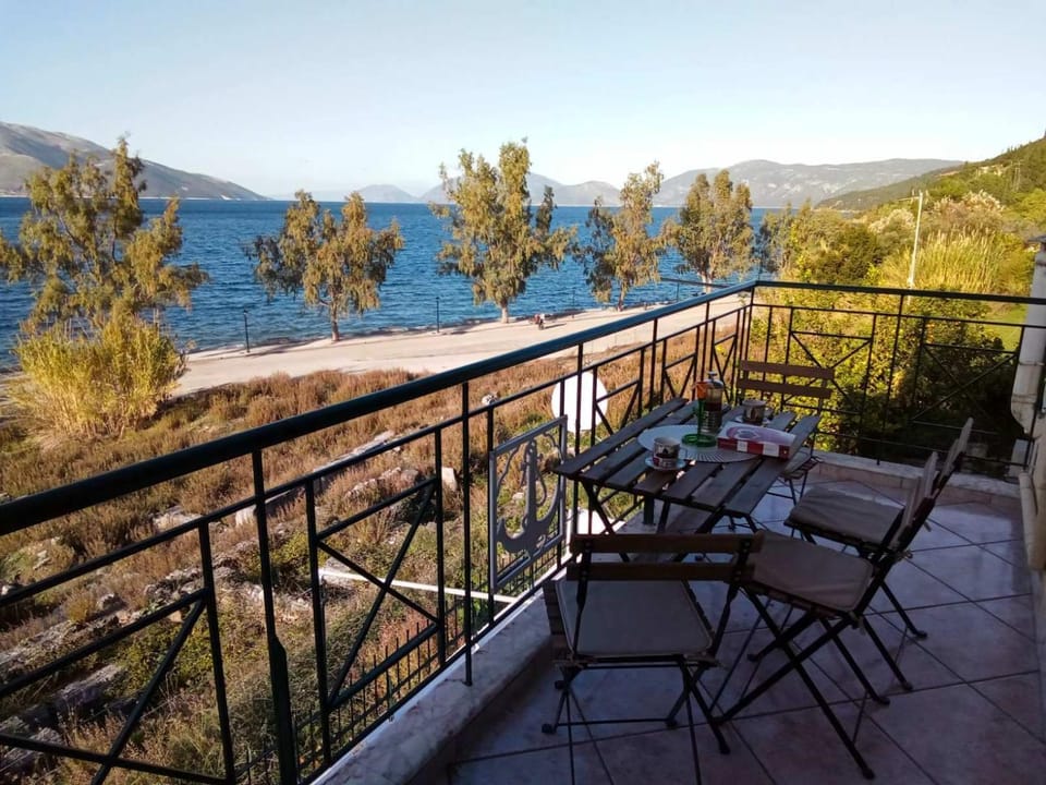 Captain's panoramic sea view Apartment in Sami