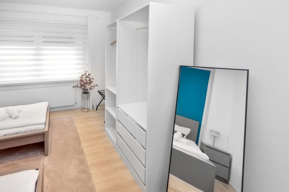 Bed, Photo of the whole room, Bedroom, wardrobe