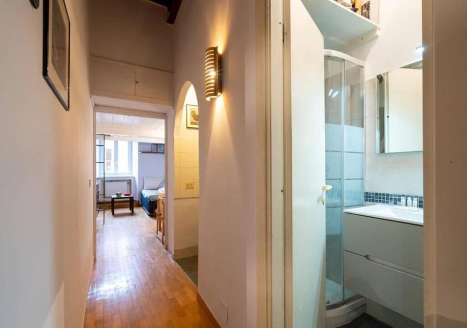 Bathroom, Kitchen or kitchenette