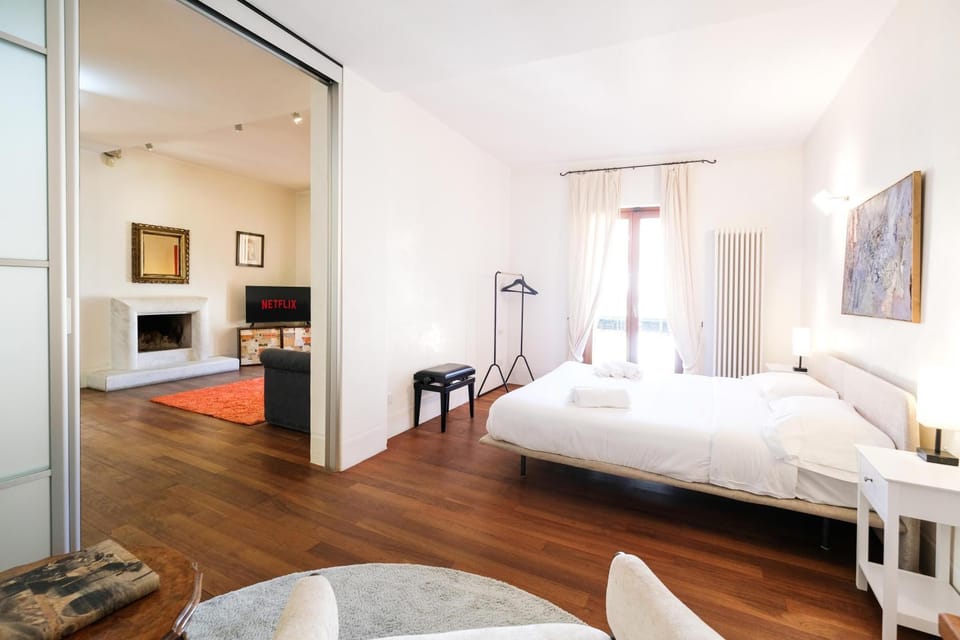 Bed, Balcony/Terrace, Photo of the whole room, Bedroom