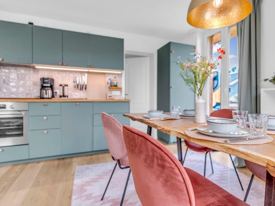 Kitchen or kitchenette, Decorative detail, Dining area, Food, furniture, kitchen