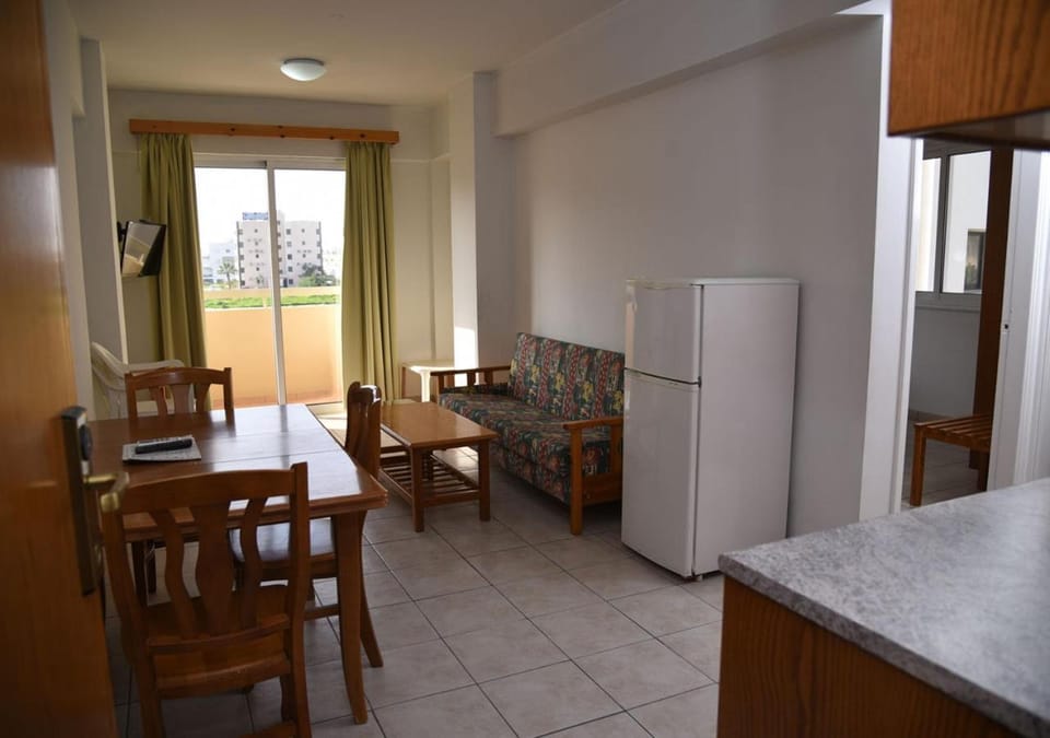 Elysso Apartments Apartment hotel in Larnaca