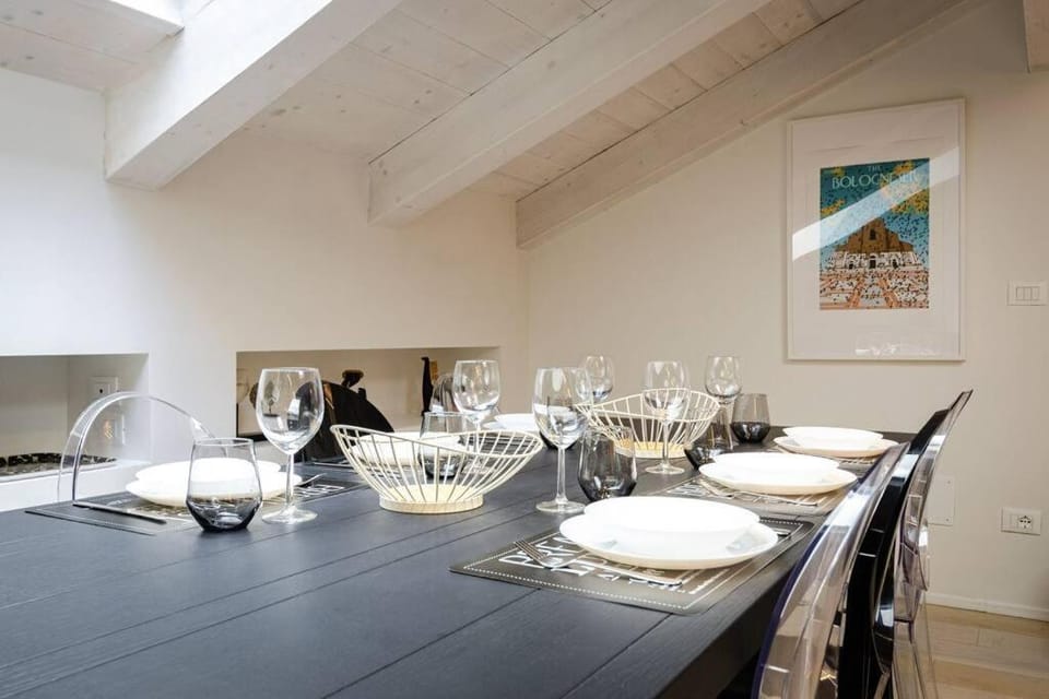 Asinelli Luxury Apartment Apartment in Bologna