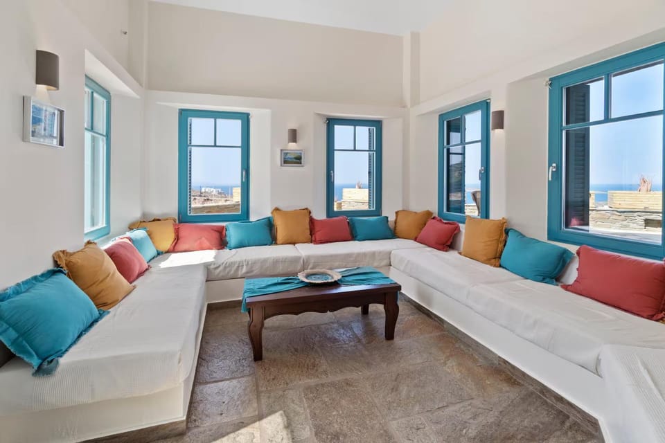 Living room, Photo of the whole room, Seating area
