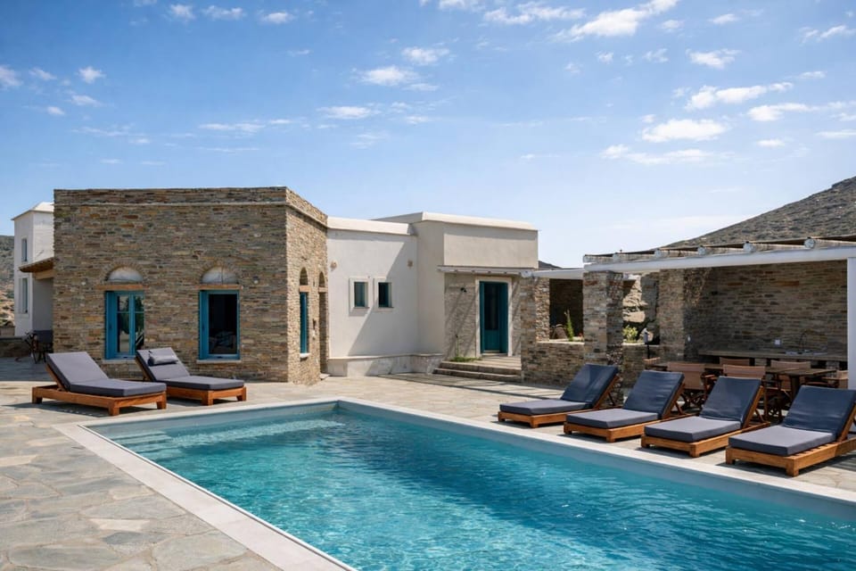 Property building, Patio, Seating area, Pool view, Swimming pool, Swimming pool, sunbed