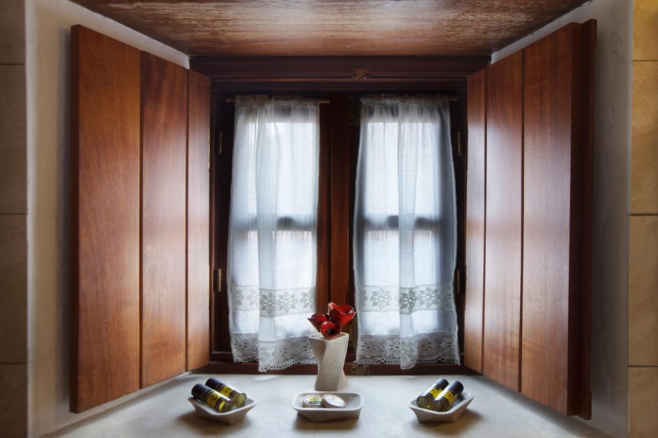 Pietra Suite Bed and Breakfast in Islands