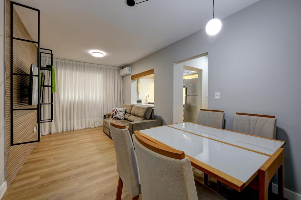 Apartamento a 50m da praia Apartment in Camboriú