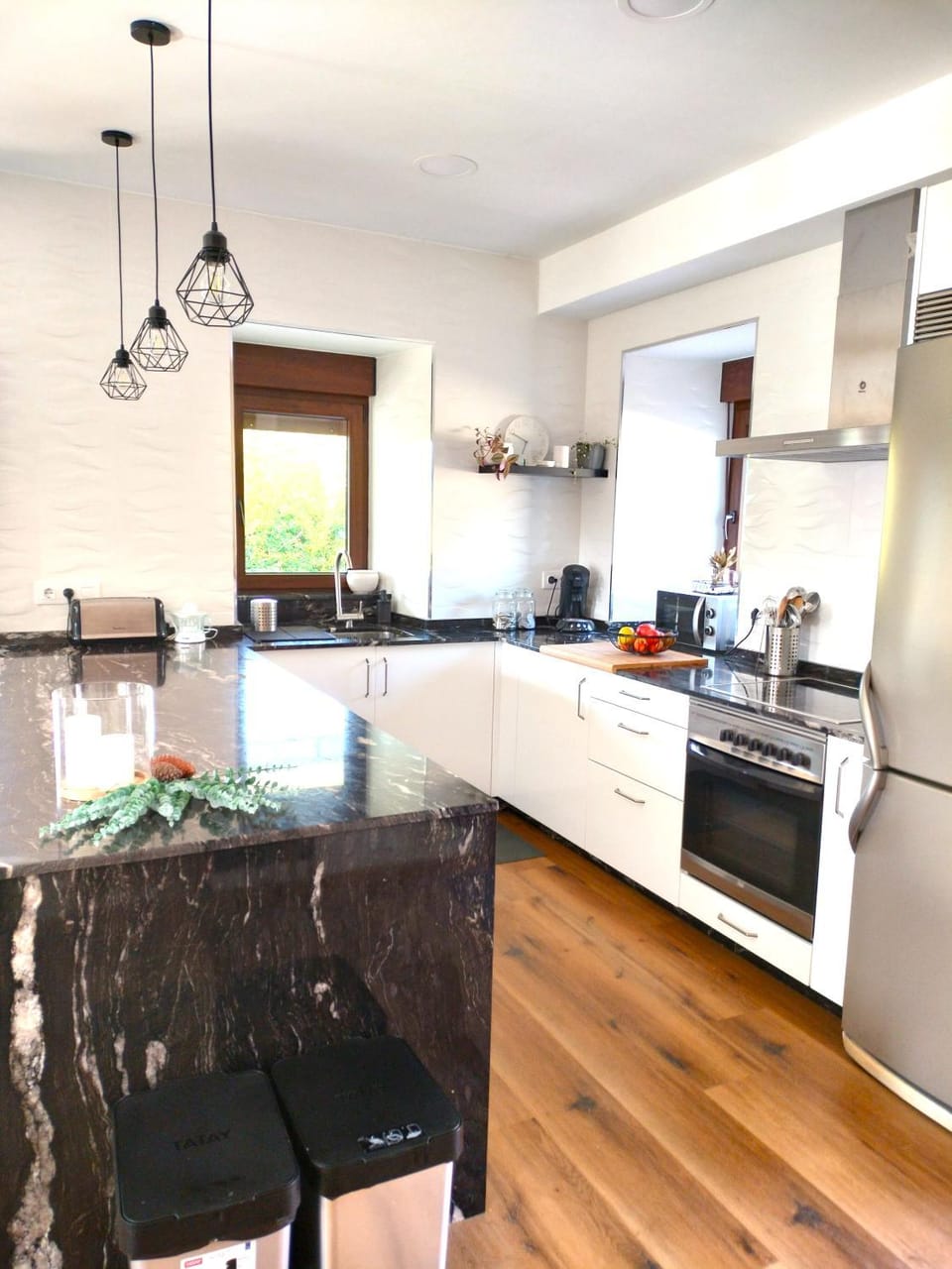Kitchen or kitchenette, dishwasher, minibar, pet friendly, stove, washing machine
