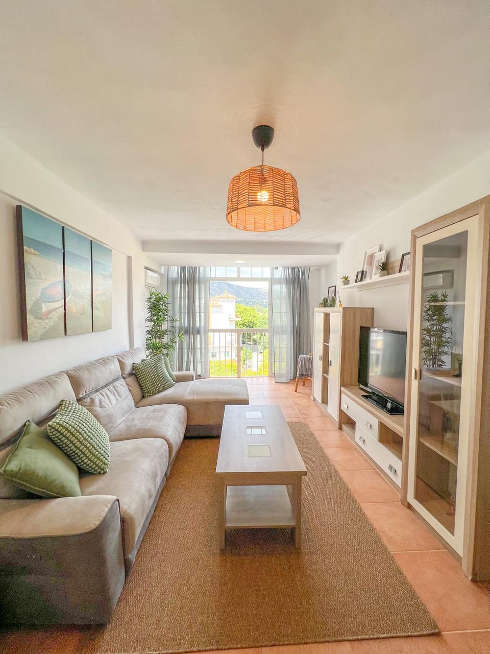 TV and multimedia, Living room