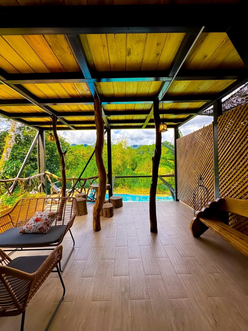 Natural landscape, Garden, Balcony/Terrace, Pool view