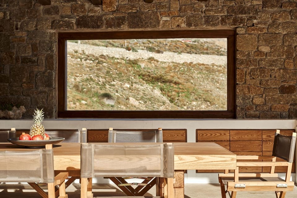 Decorative detail, Dining area