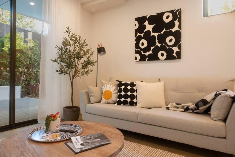 Le Soleil The Sun-Inspired Luxury Apartment Apartment in Sydney
