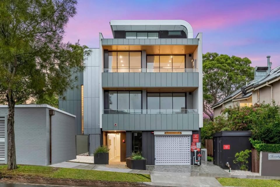 Le Soleil The Sun-Inspired Luxury Apartment Apartment in Sydney