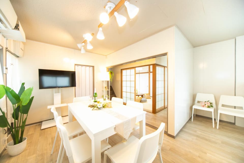 Yokkaichi Kawaramachi Hotel House in Tokyo Prefecture