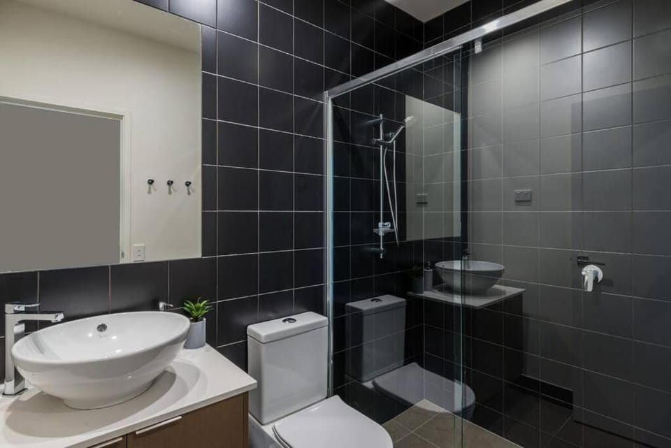 Bathroom, Dining area, Bedroom