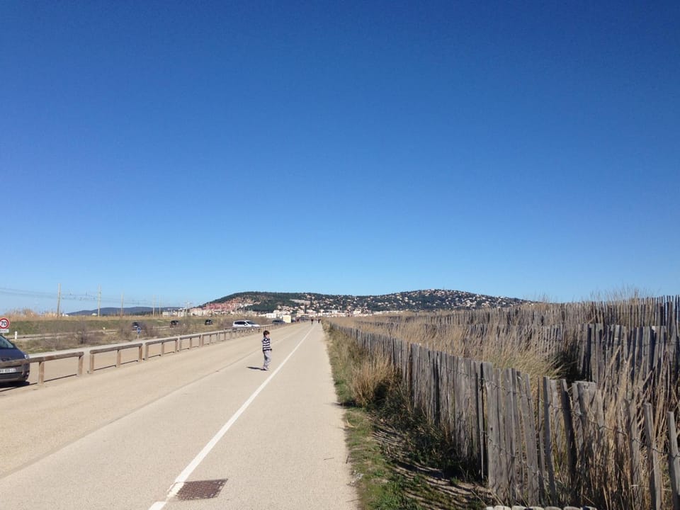 Appartement pour 4 en bord de mer à Sète avec parking privatif - FR-1-338-508 Apartment in Occitanie