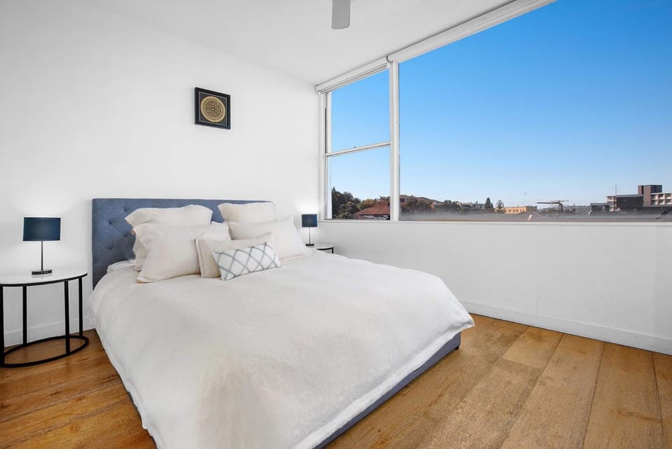 Balcony/Terrace, Kitchen or kitchenette, Beach, Bedroom