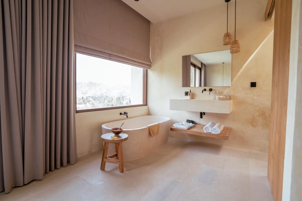 Bathroom, Bath, towels