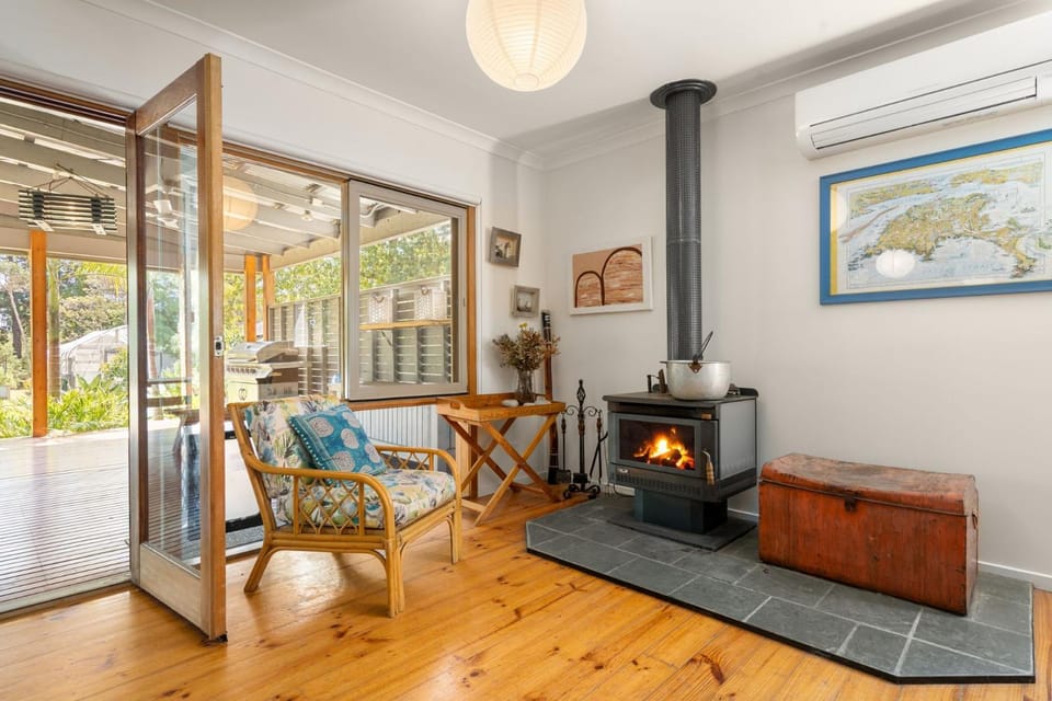 Pet Friendly Island Garden Retreat in Cowes House in Cowes
