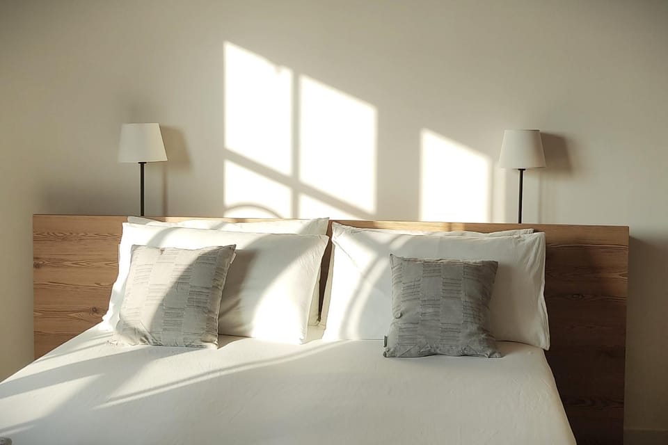 Bed, Photo of the whole room, Bedroom, hair dresser