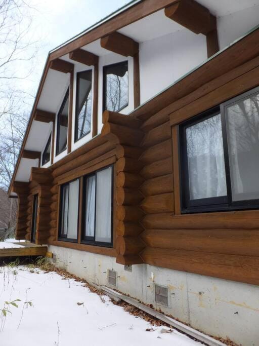 Noboribetsu Log House Apartment in Hokkaido Prefecture