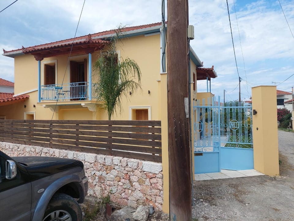 Kalypso Home F House in Peloponnese, Western Greece and the Ionian