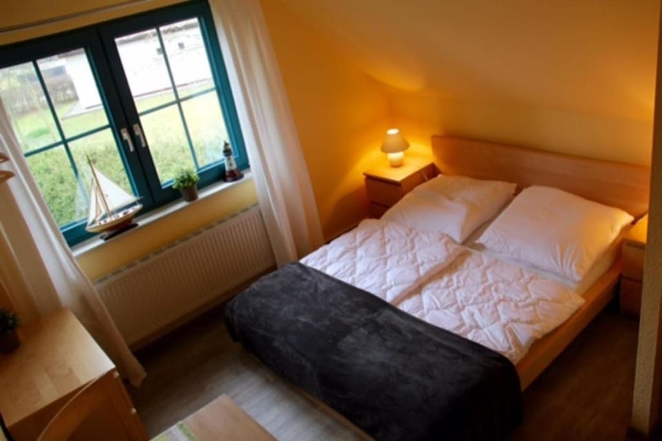 NEU! FeWo Graugans 600 Meter vom Strand Apartment in Prerow