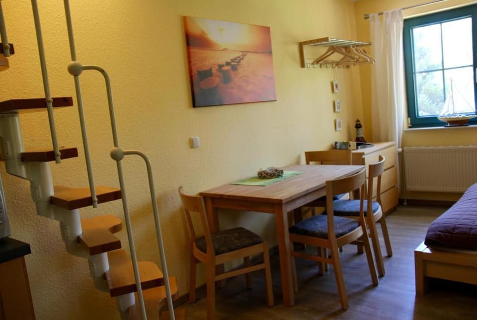 NEU! FeWo Graugans 600 Meter vom Strand Apartment in Prerow