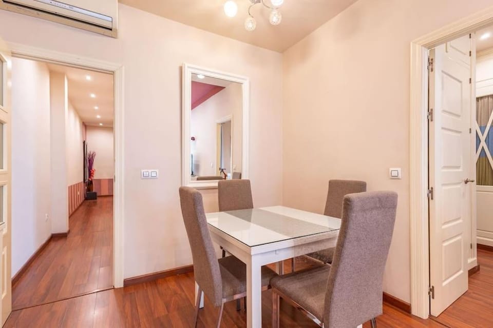 Justino Triana Suite By Valcambre Apartment in Seville