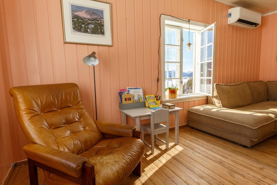 View (from property/room), View (from property/room), young children