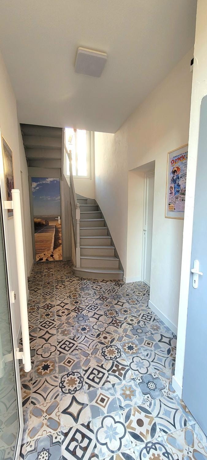 Property building, Lobby or reception