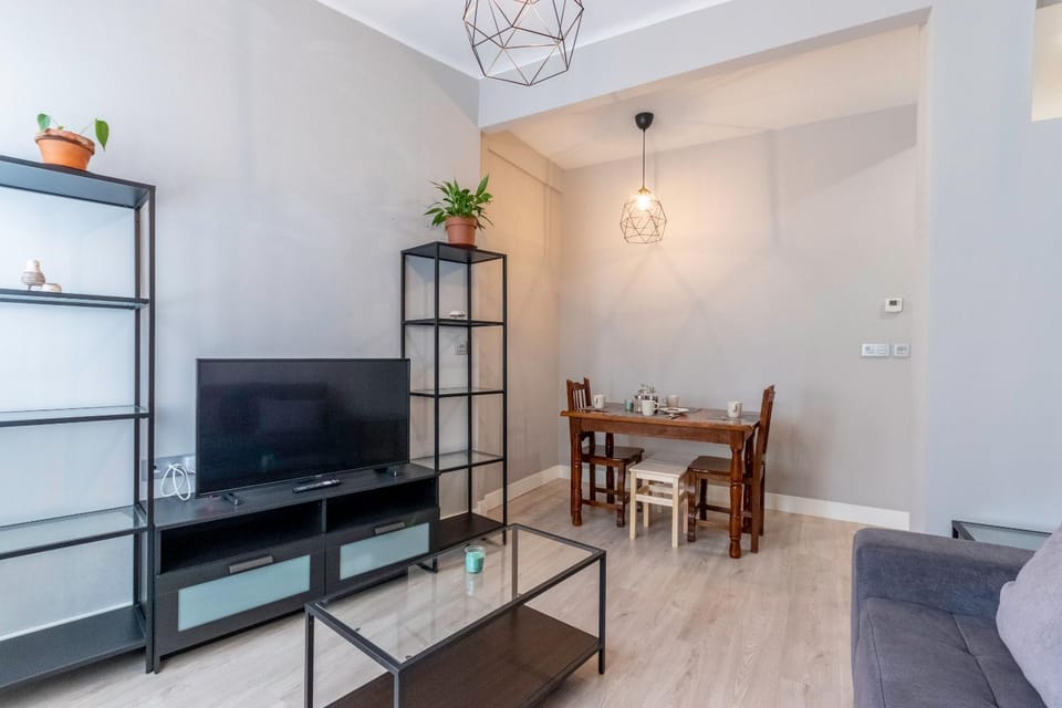 TV and multimedia, Living room, Dining area