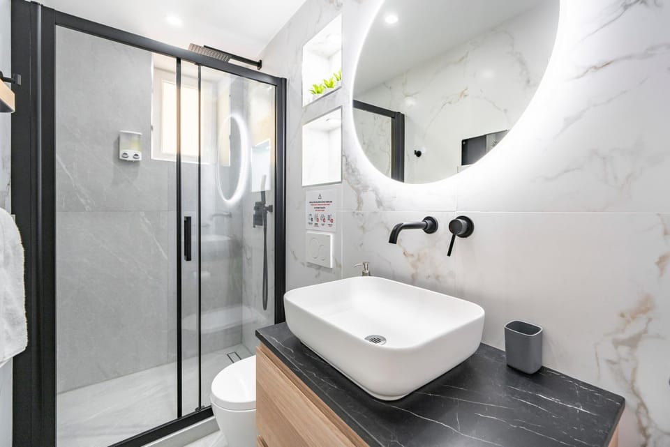 Shower, Bathroom