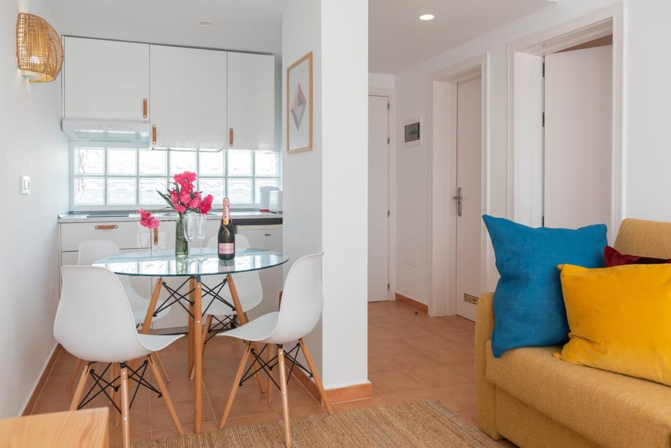 Kitchen or kitchenette, Living room, Dining area