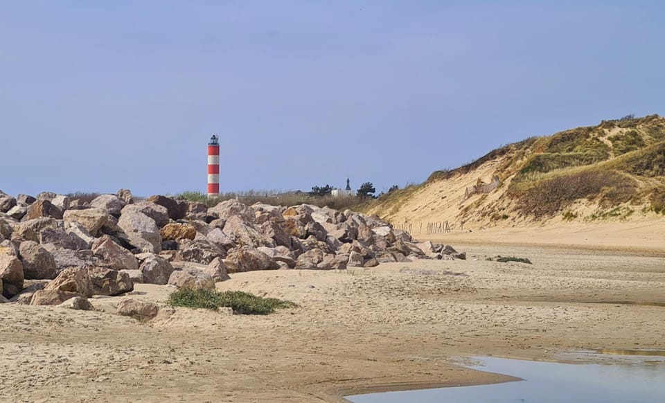 Nearby landmark, Natural landscape, Beach